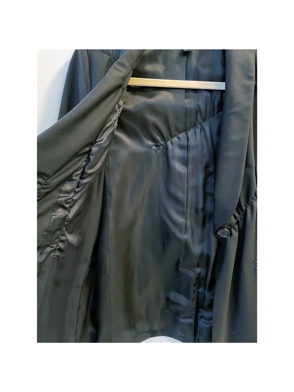 COS wool black blazer with gathered details - Picture 9 of 15
